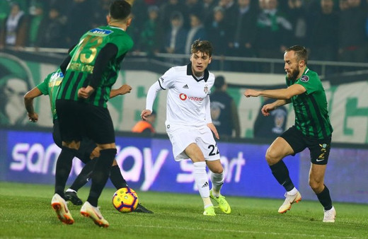 Akhisarspor-Beşiktaş maçında olay kural hatası!