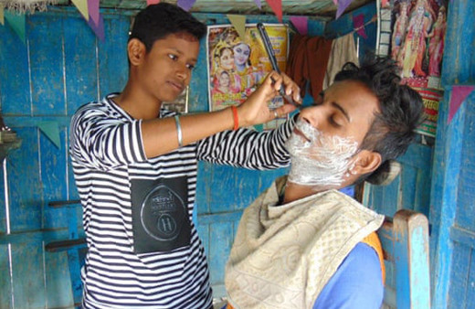 Ekmek parası için 4 yıl boyunca erkek gibi yaşadılar Hindistan’da film gibi hikaye