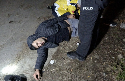 Uyuşturucu almak için buluştukları kişi kabusları oldu