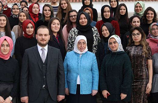 Semiha Yıldırım, Genç Kadınlar Maarifi programına Katıldı