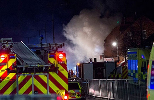 Kuzey İrlanda'da bombalı araç patladı