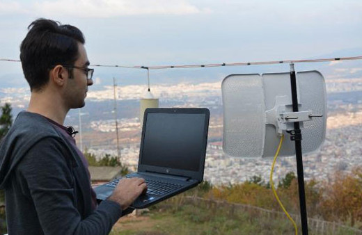 9,5 kilometreden WiFi bağlantısı gerçekleştiren Türk