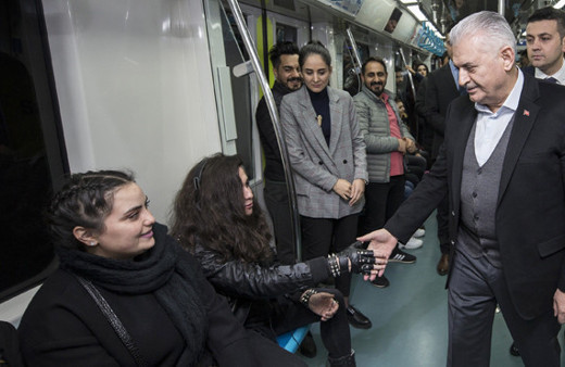 TBMM Başkanı Yıldırım, Marmaray ile yolculuk yaptı
