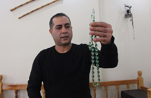 Evinde yaptığı tespihi 10 bin liraya sattı