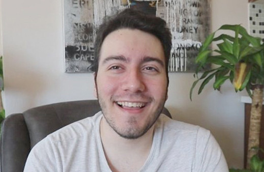 Enes Batur youtube'da kaç takipçisi var aylık ne kazanıyor? 