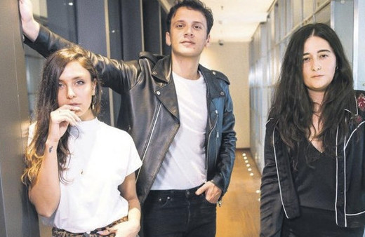 Aybüke Albere yaşı kaç Edis ile gerçekte sevgili mi? 