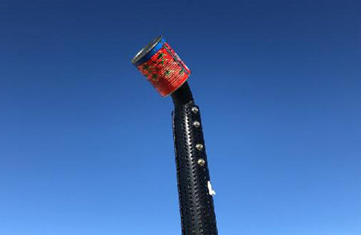 Kars'ta Sibirya soğuğuna çare salça kutusu oldu