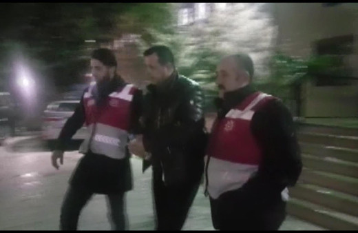 Ataköy'de korkunç olay! İstedikleri şarkı çalınmayınca dehşet saçtılar