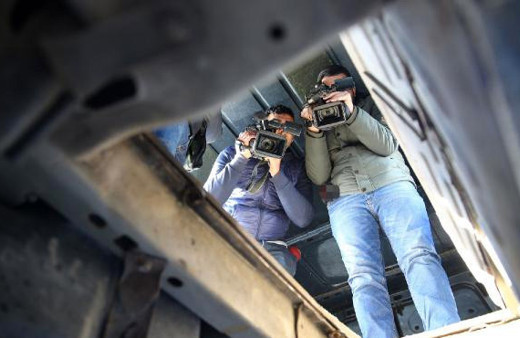 Film senaryosunu aratmayan kablo hırsızlığı