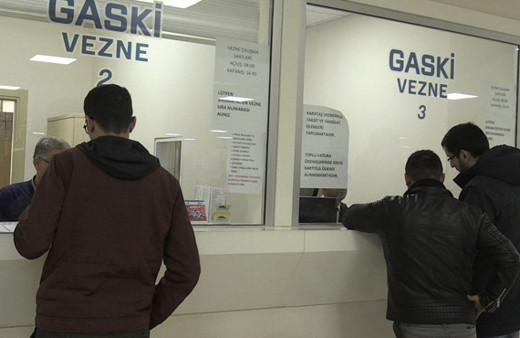 Gaziantep'te yapılan yüzde 27'lik indirimden vatandaş memnun