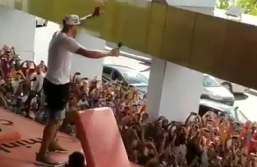 Fernandao için çılgın karşılama