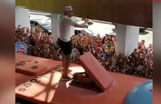 Fernandao için çılgın karşılama