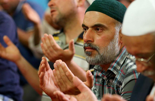 Cuma günü sela vakti okunan dualar kabul olur mu?