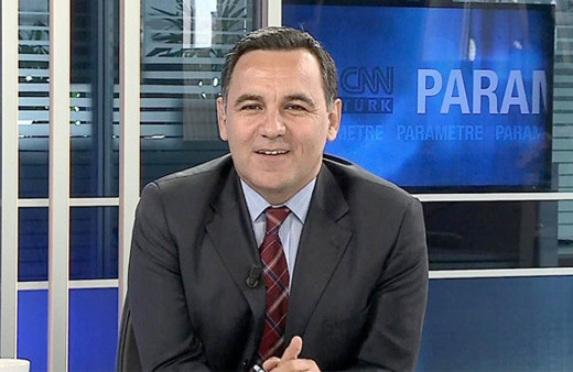 Madurocu musunuz Guaidocu mu? Deniz Zeyrek rengini belli etti