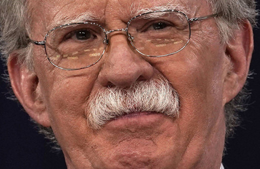 Pos bıyık John Bolton'ın aklı da fos çıktı Venezuela için bakın ne önerdi?
