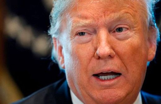 ABD Başkanı Trump'a kötü haber danışmanı gözaltında