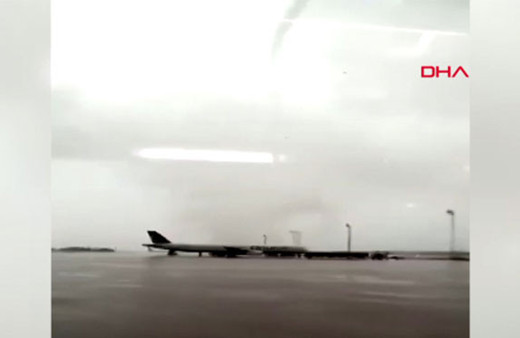 Antalya Havalimanı'nda korku dolu anlar! Yürekler ağza geldi