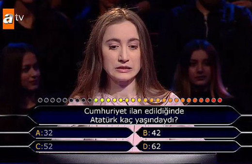Kim Milyoner Olmak İster'de Atatürk sorusuna joker kullanan yarışmacı şoke etti