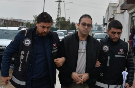 FETÖ'nün il imamı Adana'da yakalandı