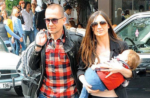 Emre Aşık'ın eşi Yağmur Aşık eşinin FETÖ'cü olduğunu ihbar etti!