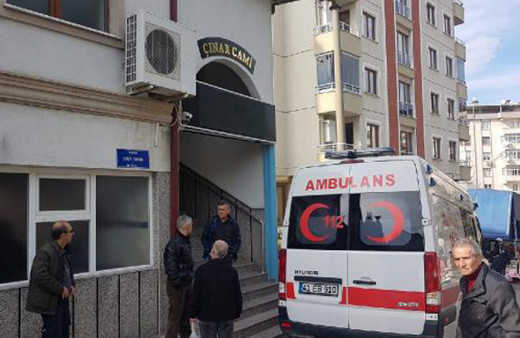 Bunalıma girdi camiide intihar etti