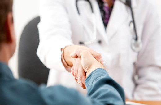 Kolonoskopi 20 dakika sürüyor öncesinde ve sonrasında neler oluyor