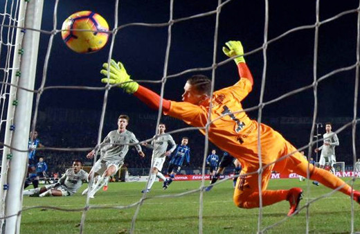 Juventus İtalya Kupası'na veda etti