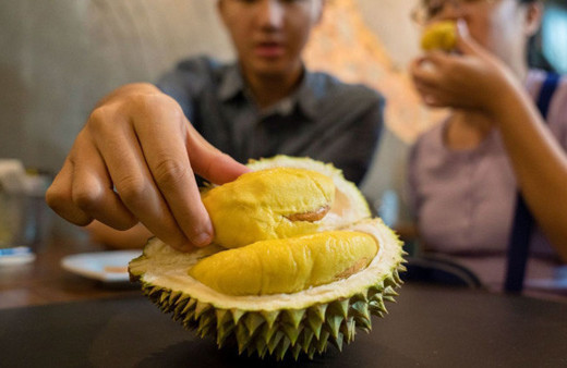 Tanesi 5280 liraya satılıyor! Dışı cehennem içi cennet olan meyve 