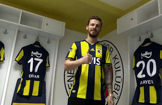 Serdar Aziz formayı giydi Fenerbahçelilere mesaj yolladı