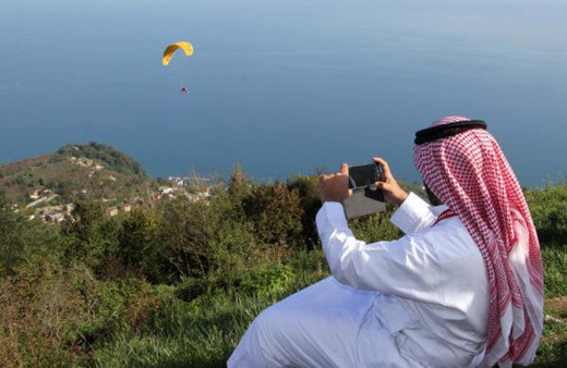 Ordu'da Araplar konuttan sonra fındık bahçesine yöneldi 