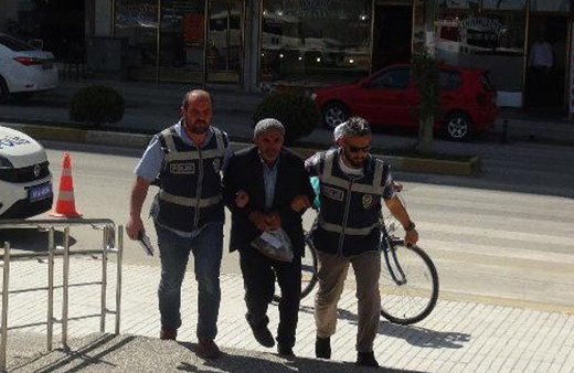 Annelerini balyozla öldüren babalarını savundular topluma kazandırın