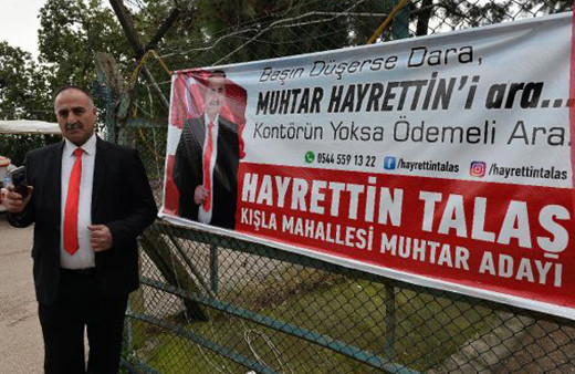 'Kontörün yoksa ödemeli ara' muhtardan espirili slogan