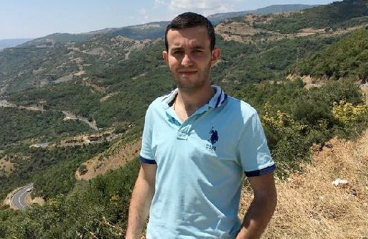 Cep telefonunu vermediği kişi tarafından bıçaklandı