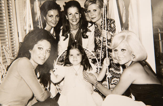 Gönül Yazar hastaneye kaldırıldı 7 kez evlendi eşleri ve tek kızı bakın kimdir? 