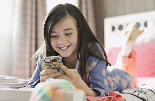 Ebeveynler ekran saatini çok da büyütmemeli