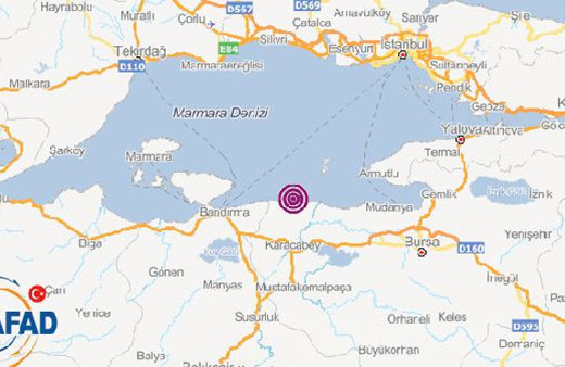Son deprem Marmara Denizi'nde! Çevre illerde hissedildi