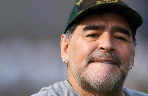 Diego Maradona hastaneye kaldırıldı!