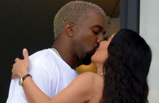 14 milyon dolarlık yeni evi gezip öpüştüler