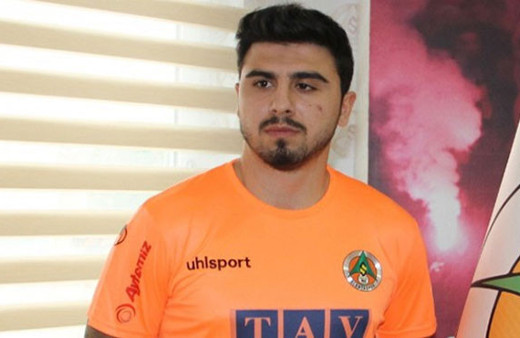 Ozan Tufan'dan flaş Fenerbahçe açıklaması! O defter kapanmadı