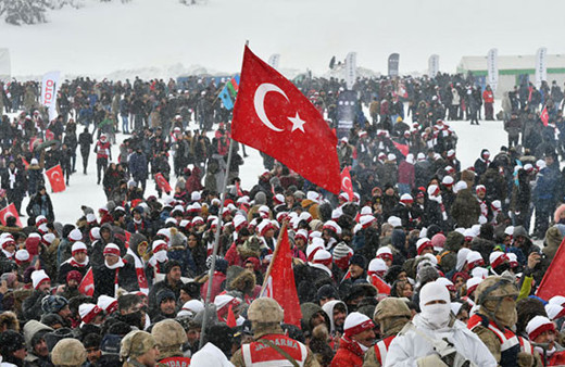 Sarıkamış Harekatı'nın 104. yılında Türkiye şehitlerine yürüyor