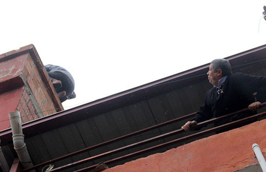 Cep telefonu ve televizyon için canına kıymak istedi!