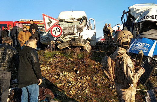 Şanlıurfa'da son dakika korkunç kaza! Ölü ve yaralılar var