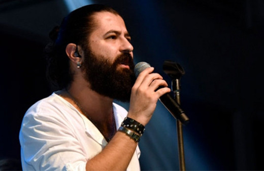 Koray Avcı'nın hastalığı ne saçlarını kestirdi işte son hali