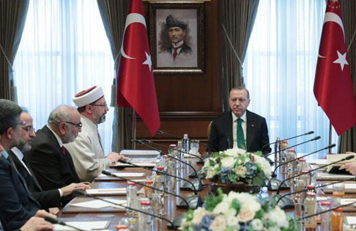 Erdoğan, Diyanet İşleri Başkanı Erbaş'ı kabul etti