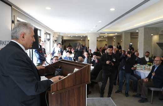 Binali Yıldırım İMES'te sanayicilerle bir araya geldi