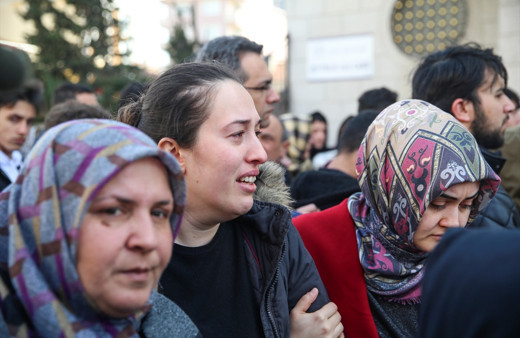 Kartal'da yürek yakan görüntü en küçük kurban toprağa verildi