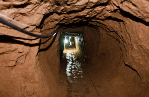 Gazze'nin hayat tünellerine Mısır ordusundan bomba