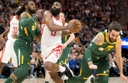 James Harden yıldızlaştı! 43 sayı ile galibiyete taşıdı