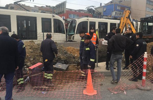 Sultangazi'de toprak kaydı 1 kişi altında kaldı