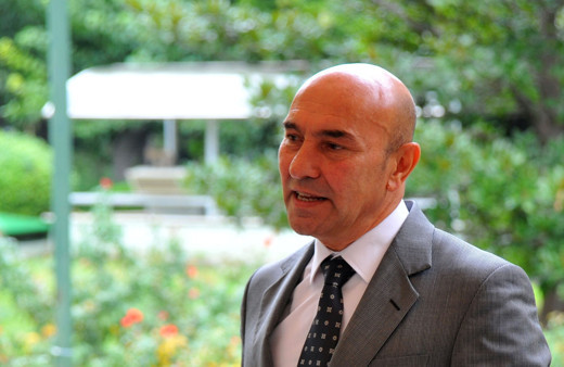 Tunç Soyer, babası için yapılan eleştirilere yanıt verdi